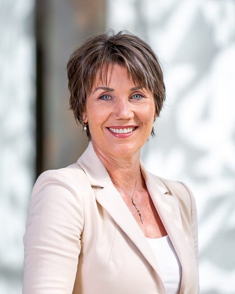 Firmenberaterin, Eva Stupp